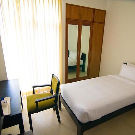 Stay@ Bangalore Luaran gambar
