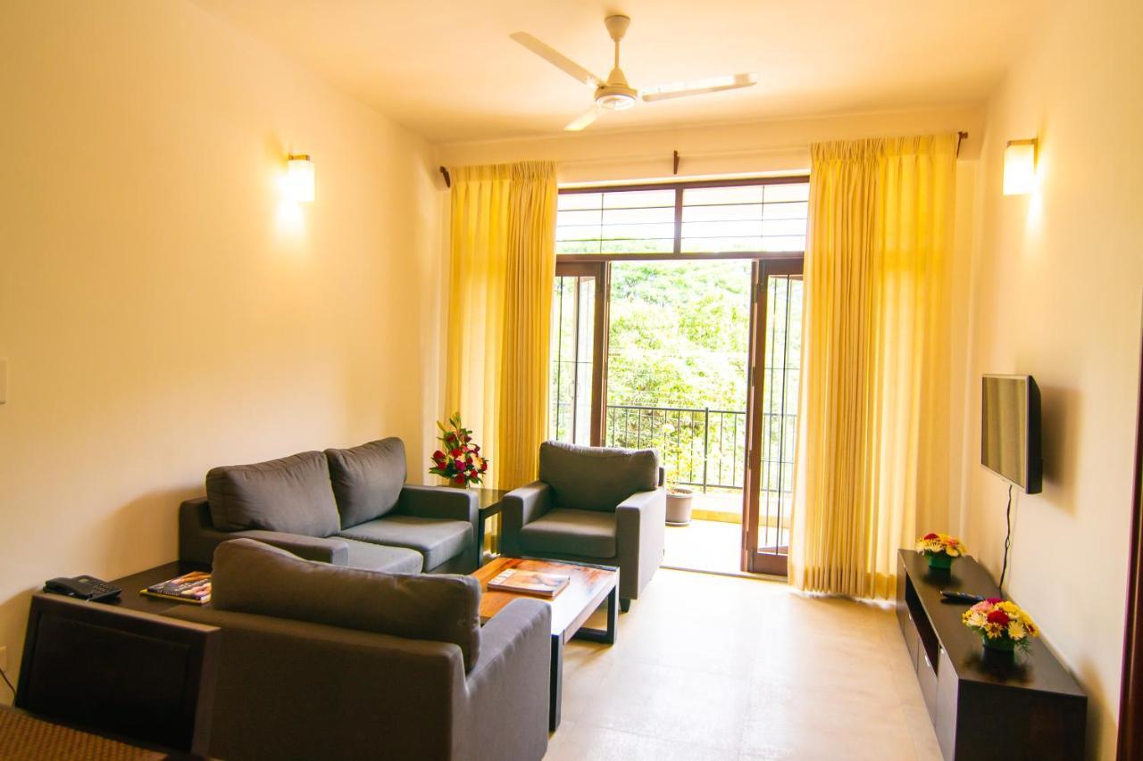 Stay@ Bangalore Luaran gambar