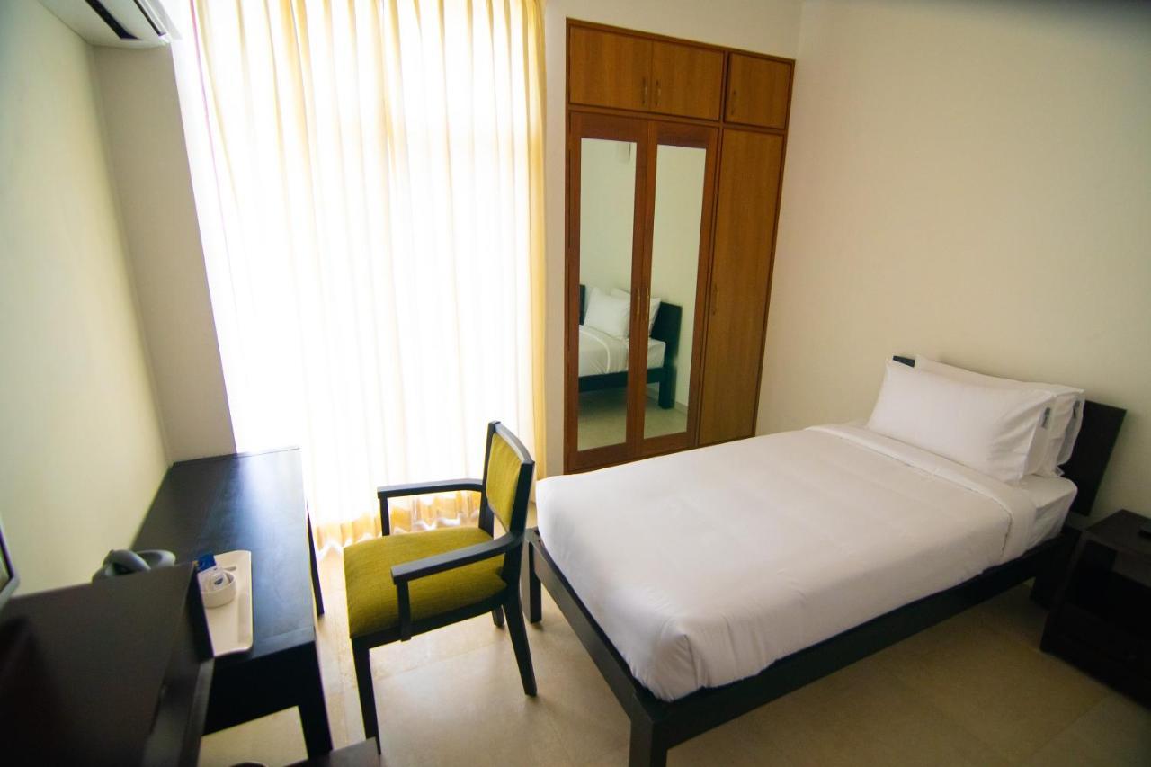 Stay@ Bangalore Luaran gambar